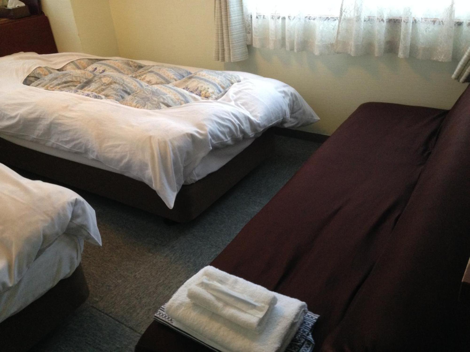 מלון האקובה Community House Tyrolien חדר תמונה