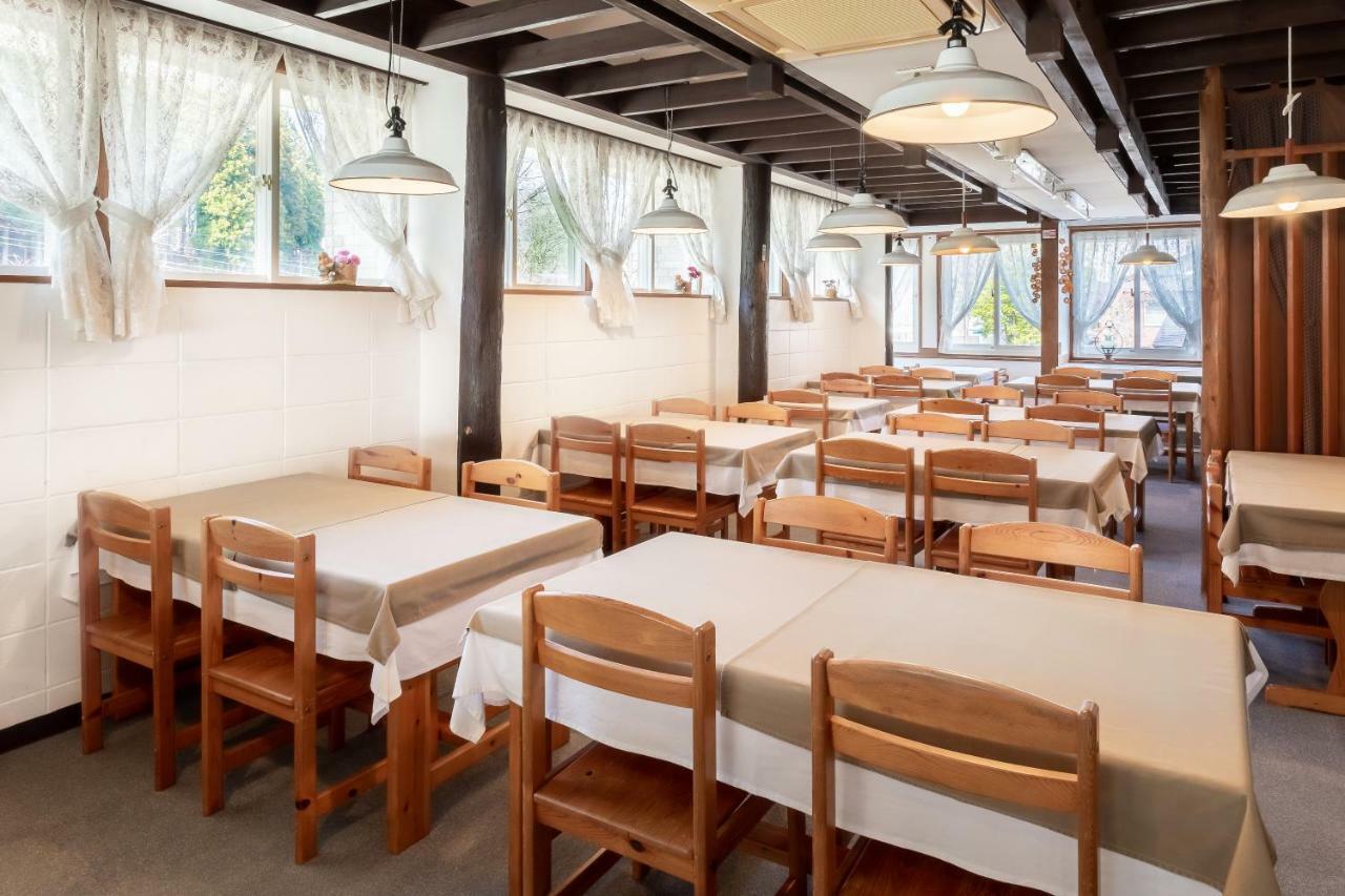 מלון האקובה Community House Tyrolien מראה חיצוני תמונה